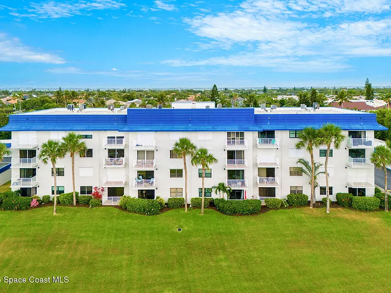 2160 N Highway A1a Hwy #305 — Photo 29