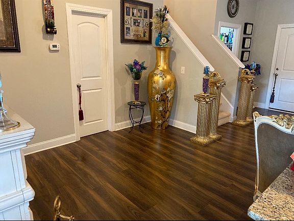 5th image of 2216 Chavis Dr #A