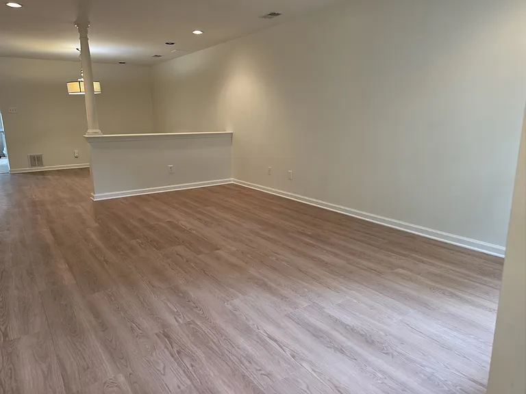 303 Harvest Ln — Photo 10