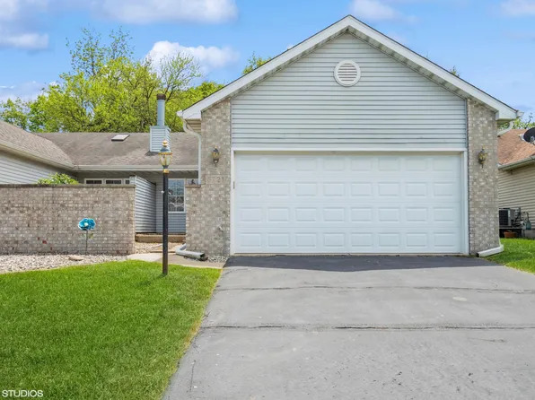 5721 Gull Dr, Schererville, IN 46375