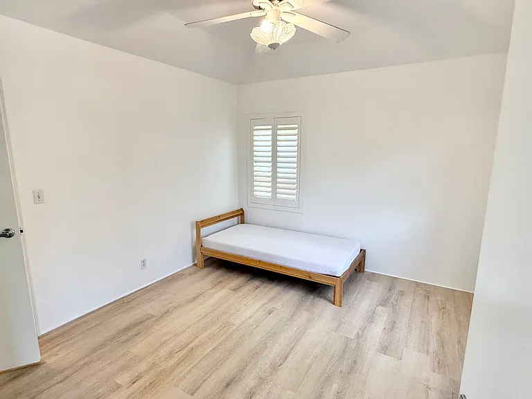 10422 Weddington St — Photo 7