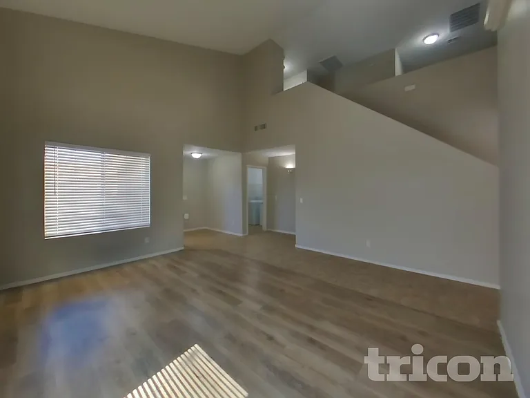 34113 N Alison Dr — Photo 18