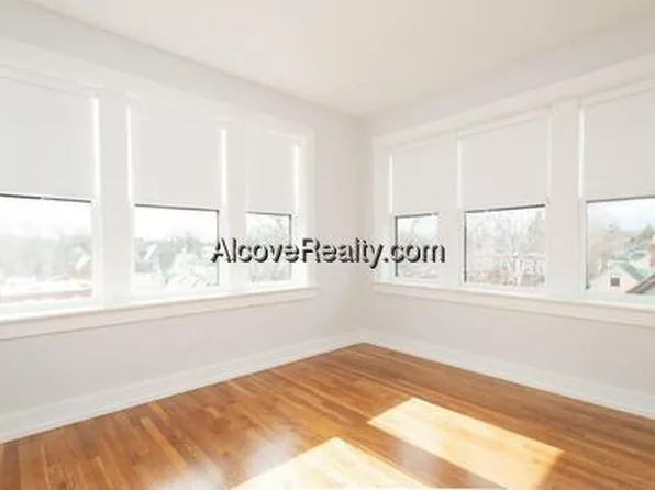 (undisclosed Address), Somerville, MA 02143