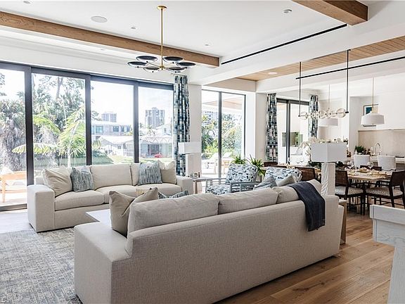 3rd image of 5063 Sand Dollar LN