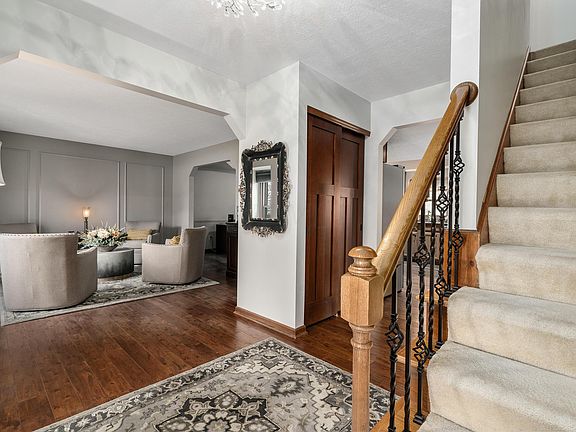 5th image of 12941 Oakmere Dr