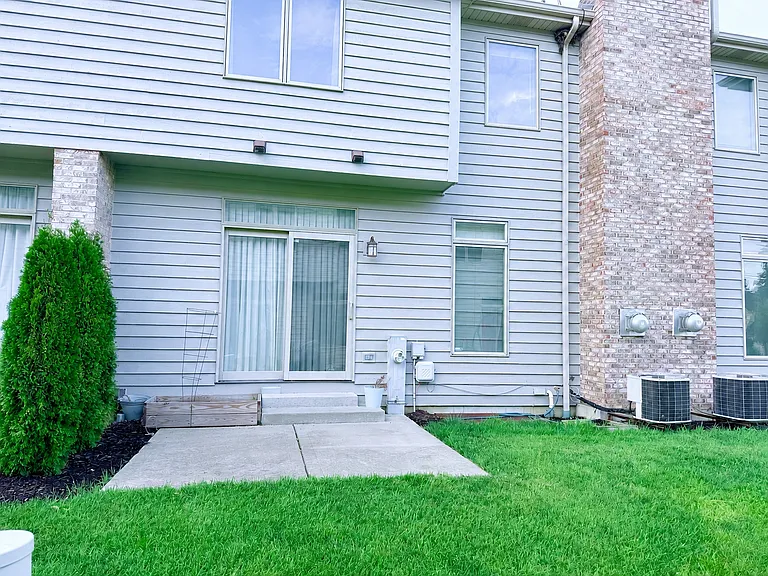 168 Mayo Ct — Photo 15