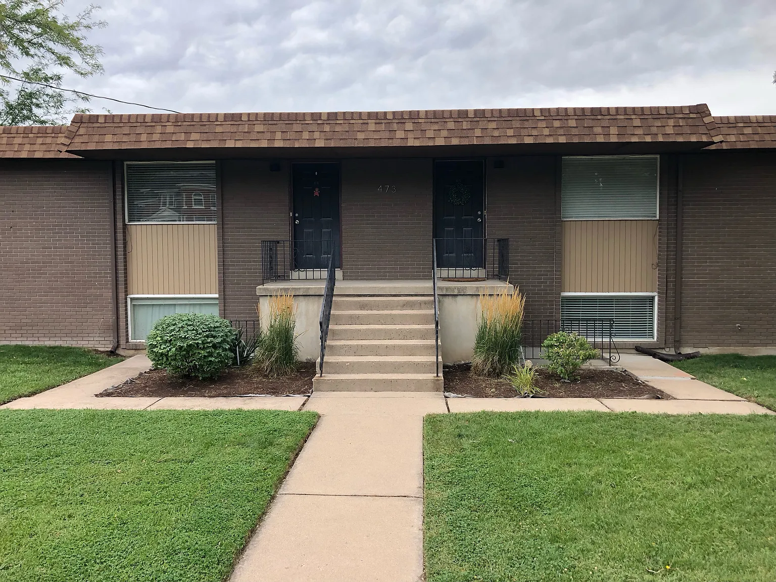 2 bed, 870 sqft, $1,400 — Photo 1