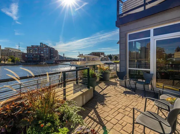 106 West Seeboth STREET #118, Milwaukee, WI 53204