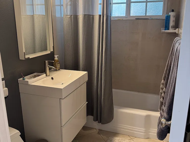 6501 Corrine Cir — Photo 15