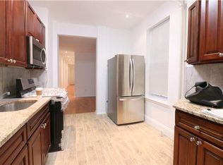 100 India St APT 1R, Brooklyn, NY 11222