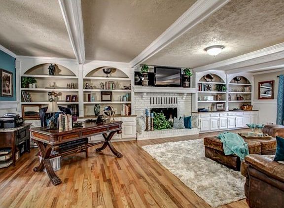 4th image of 3743 Sawanee Dr