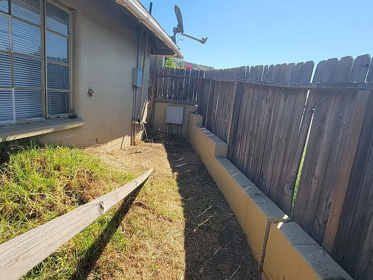 203 Santa Clara in Fillmore — Photo 10