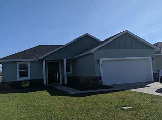 215 Wisconsin Ave, Saint Cloud, FL 34769