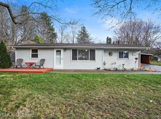 1396 Decker Rd, Walled Lake, MI 48390