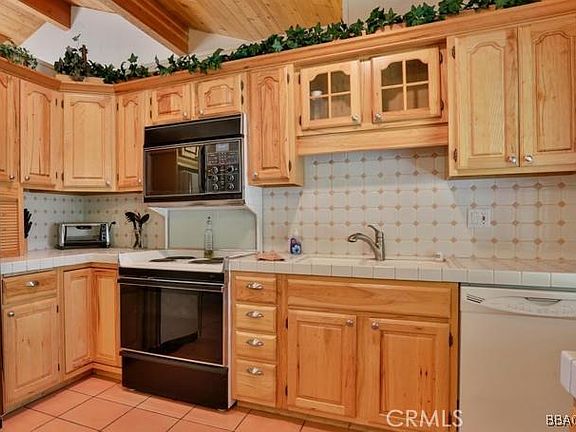 4th image of 27821 Peninsula Dr Suite 305