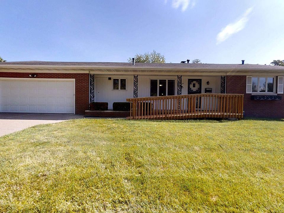1st image of 4227 34th Avenue Pl