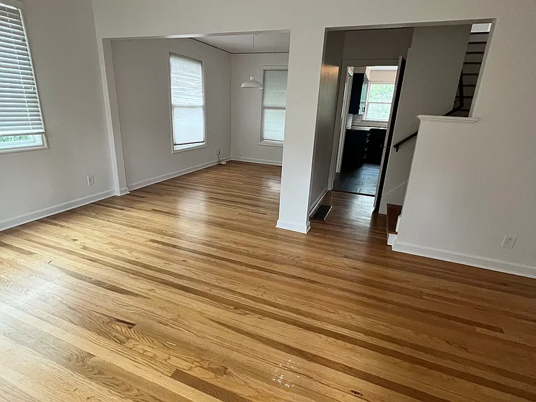 4905 E Burnside St #4905 — Photo 2