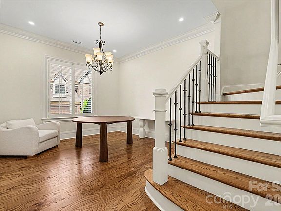 3rd image of 6227 Fletcher Cir