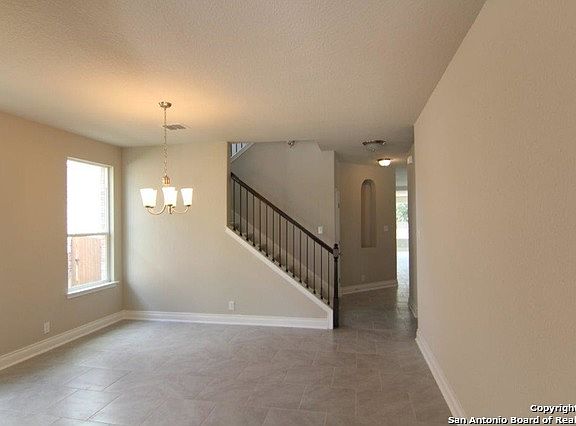 3rd image of 15214 McKays Lark