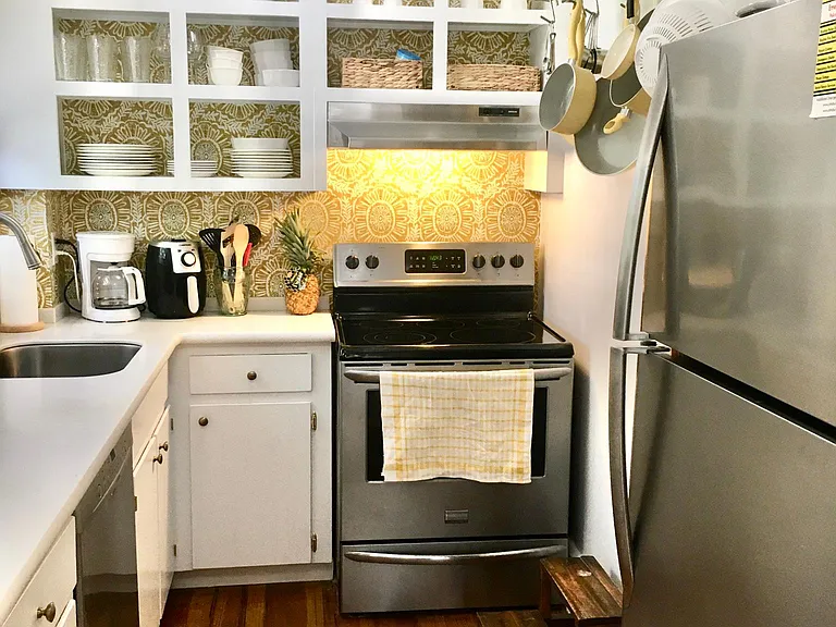 10 Woods Ln — Photo 9