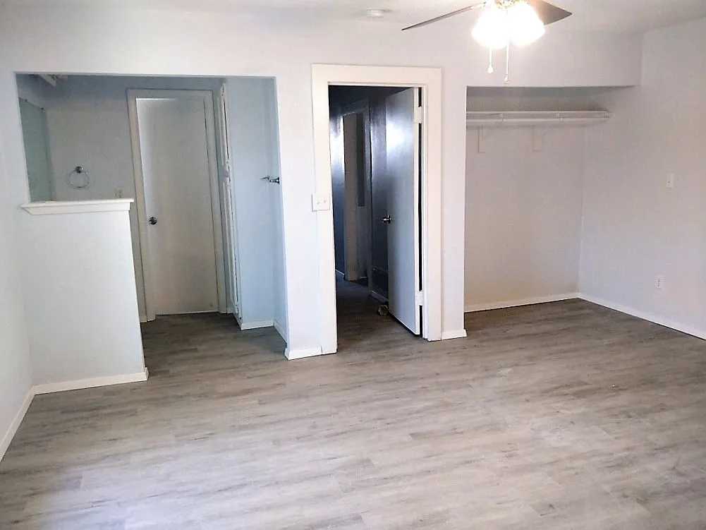4 bed, 1587 sqft, $1,600 — Photo 4