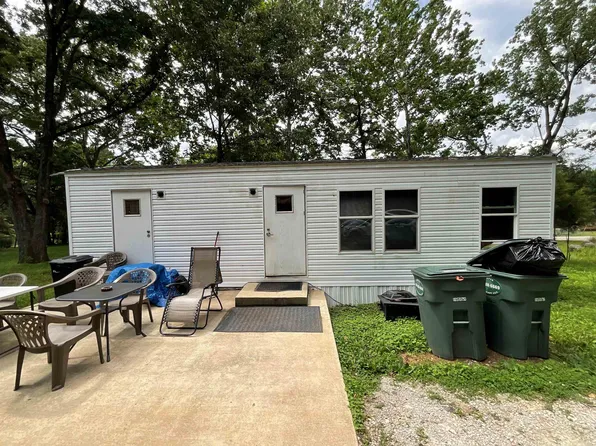 2185 Mosby Rd, Oakland, TN 38060