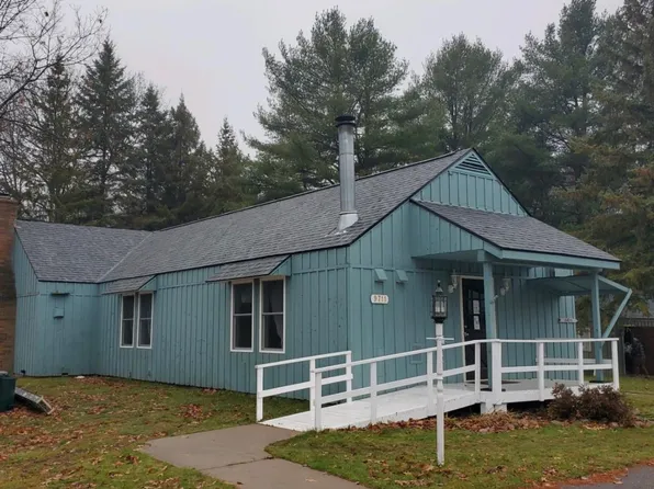 9711 Whispering Oak Ct, Minocqua, WI 54548