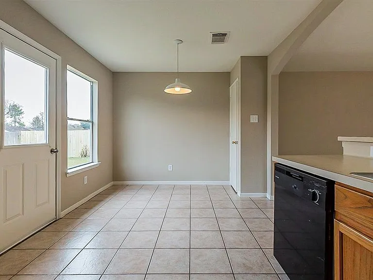 7143 Chickory Woods Ln — Photo 6