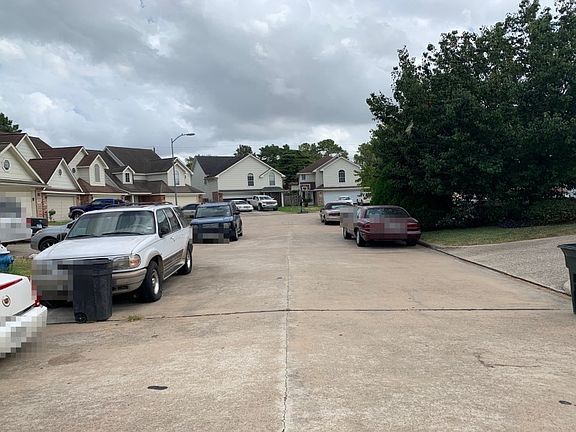 4th image of 11911 W Vita Cir