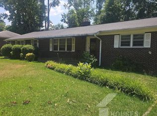 9 Pinefield Dr, Greenville, SC 29605