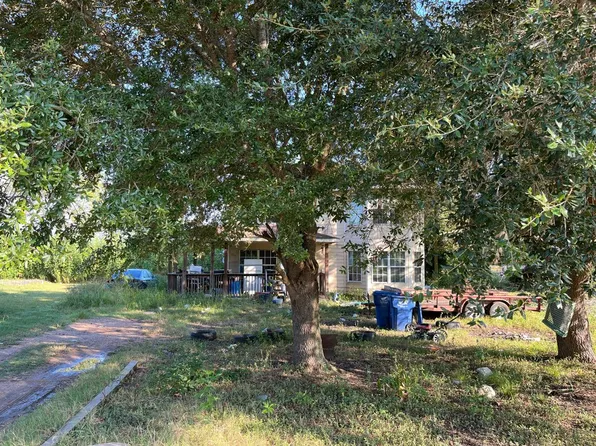 13114 3rd St, Beasley, TX 77417