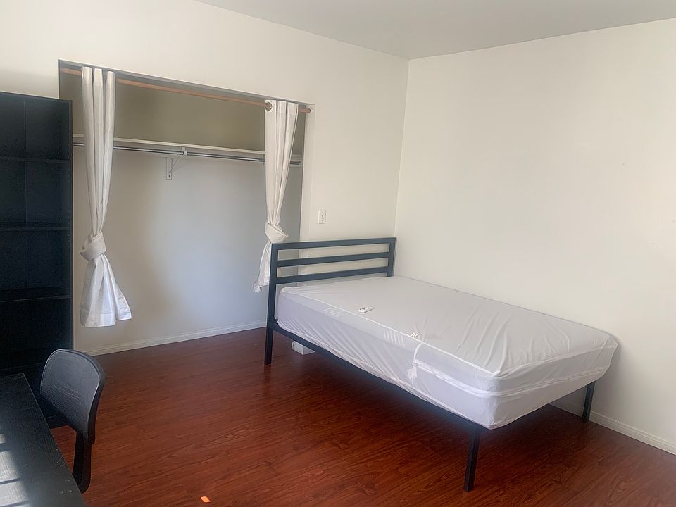 1st image of 1285 W 35th St #5