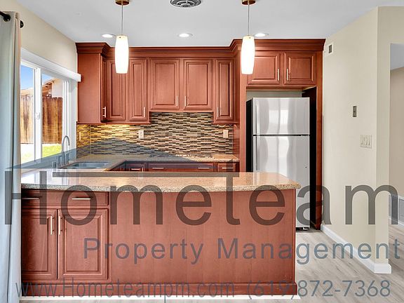 3rd image of 5954 Flipper Dr