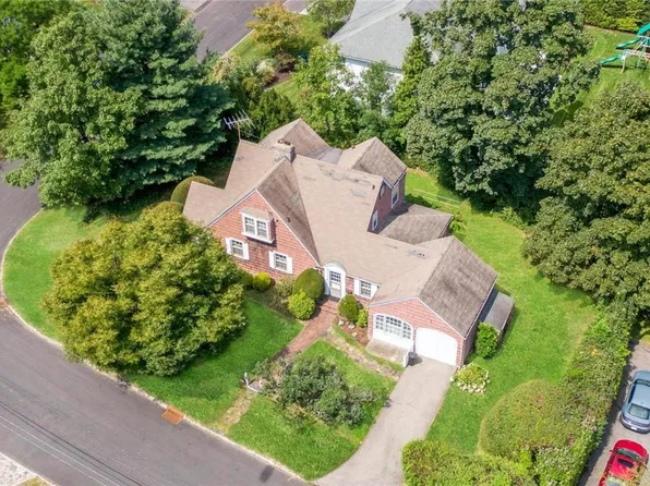 53 Graham Road, Scarsdale, NY 10583