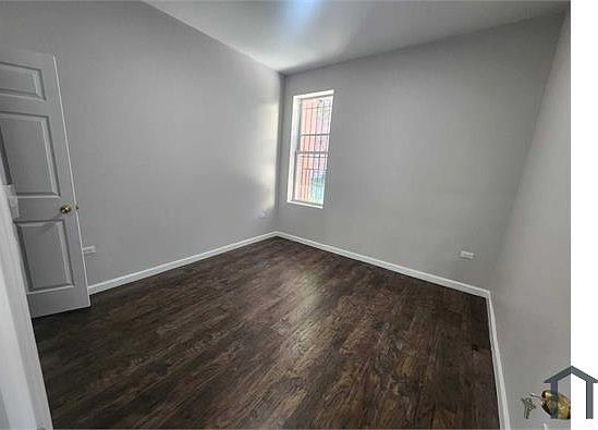 3rd image of 1139 Vyse Ave APT 1