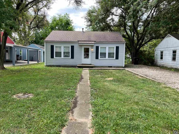 843 SE 33rd St, Topeka, KS 66605