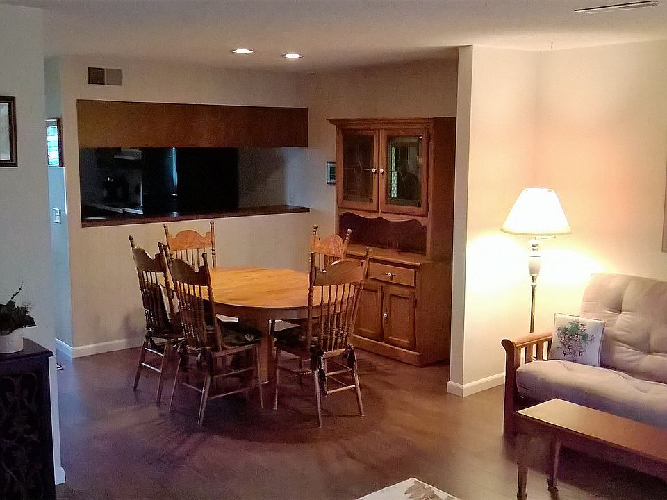 2nd image of 1905 Adriel Ct