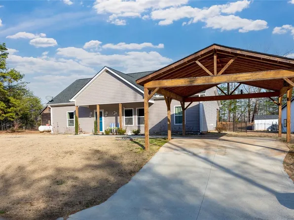 67 Sawblade Rdg, Marietta, SC 29661