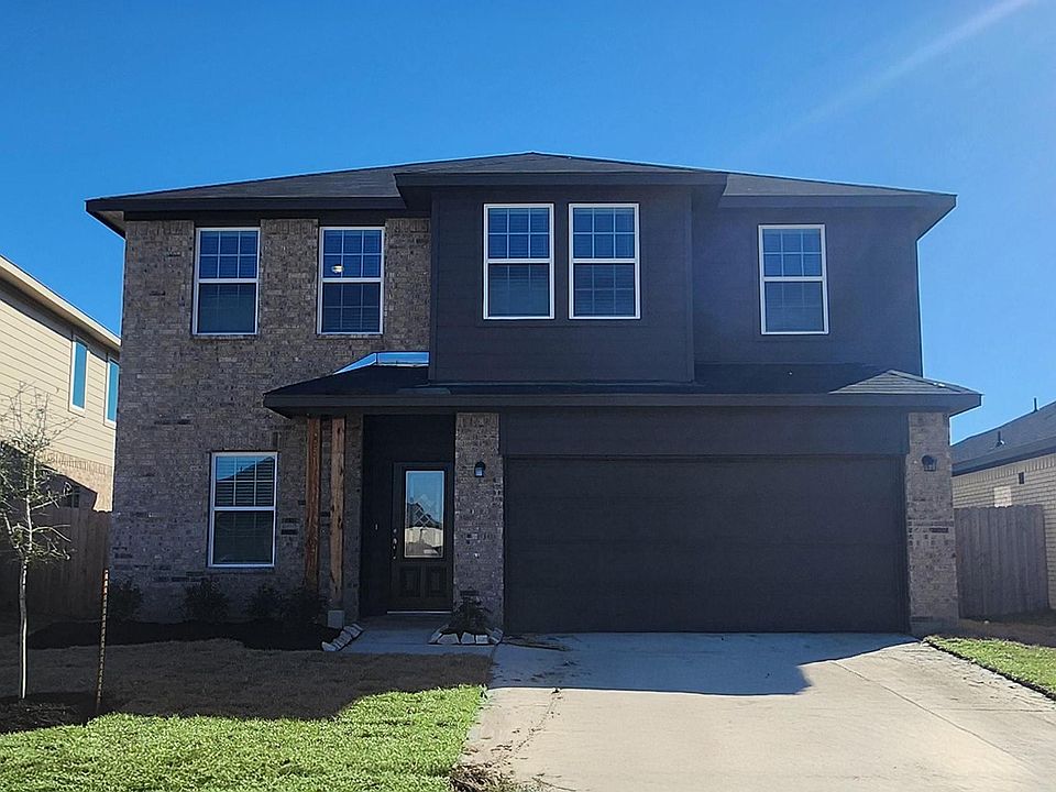 1st image of 14118 Gingko Ct