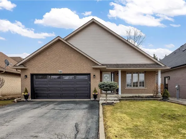 546 Jerseyville Rd W, Hamilton, ON L9G 3L5