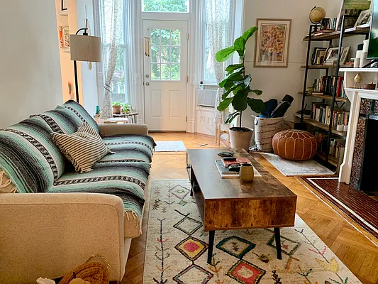 Rented by Garfield Realty  | media 35