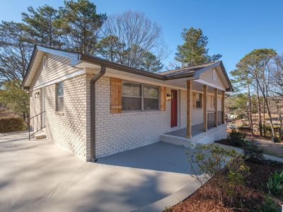 801 Sherwood Forest Dr, Birmingham, AL, 35235