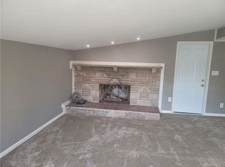 1106 Salem Ln, Xenia, OH 45385