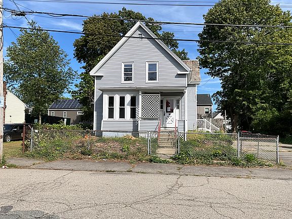 2nd image of 88 Kingman St