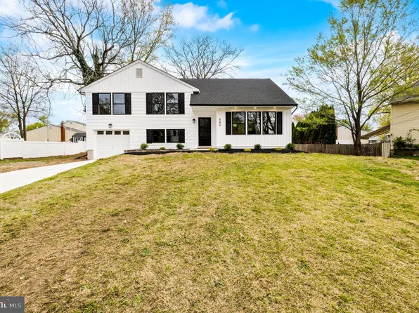 145 Boxwood Ln, Cinnaminson, NJ 08077