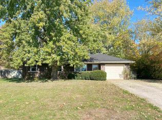 1760 E State St, Albany, IN 47320