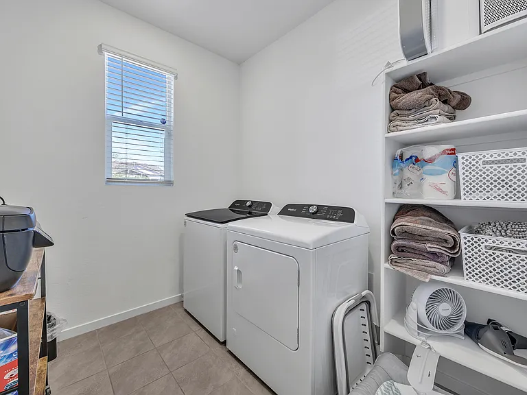 17667 W Morning Glory St — Photo 5