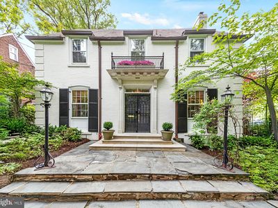 7006 Meadow Ln, Chevy Chase, MD, 20815