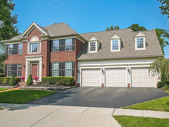 2nd image of 4008 Tumblebrook Pl
