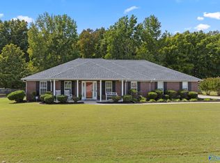 120 Edgebrook Dr, Ardmore, AL 35739